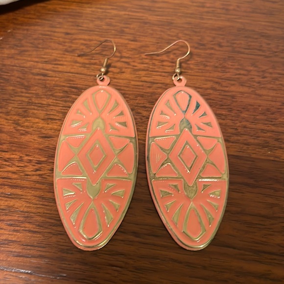 Lightweight earrings - Picture 1 of 2
